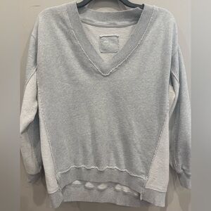 aerie Oversized V-Neck Light Gray Textured Sweater Crewneck